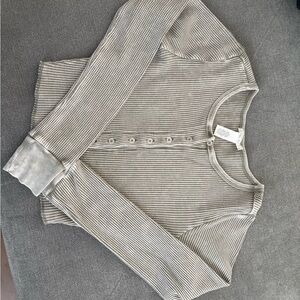 Gray Button-Up Women Thermal Long Sleeve